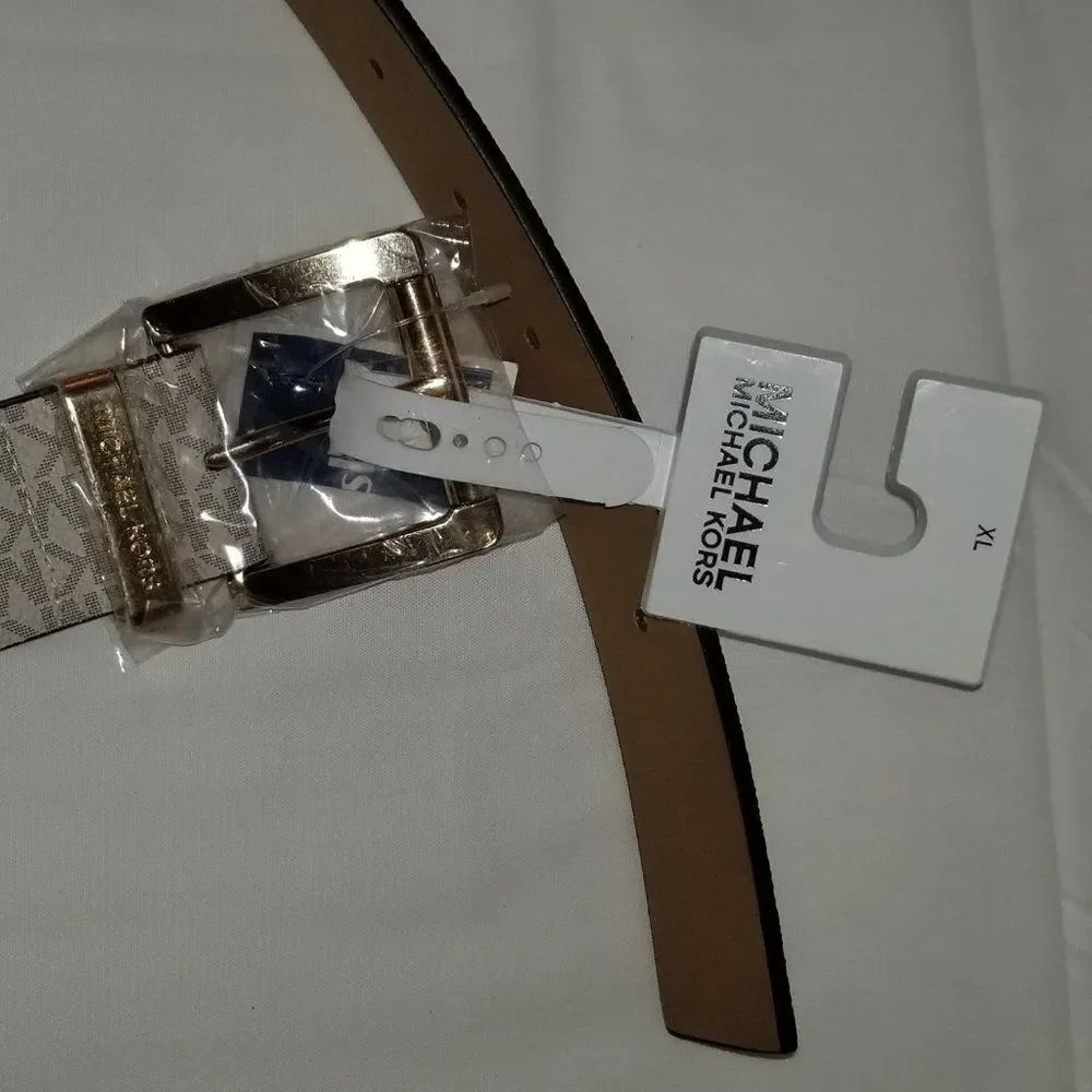 MICHAEL KORS - Picture 6 of 7